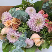 Load image into Gallery viewer, New Year Floral Workshop (In Store Event)