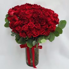 Load image into Gallery viewer, Valentine 99 Red Roses